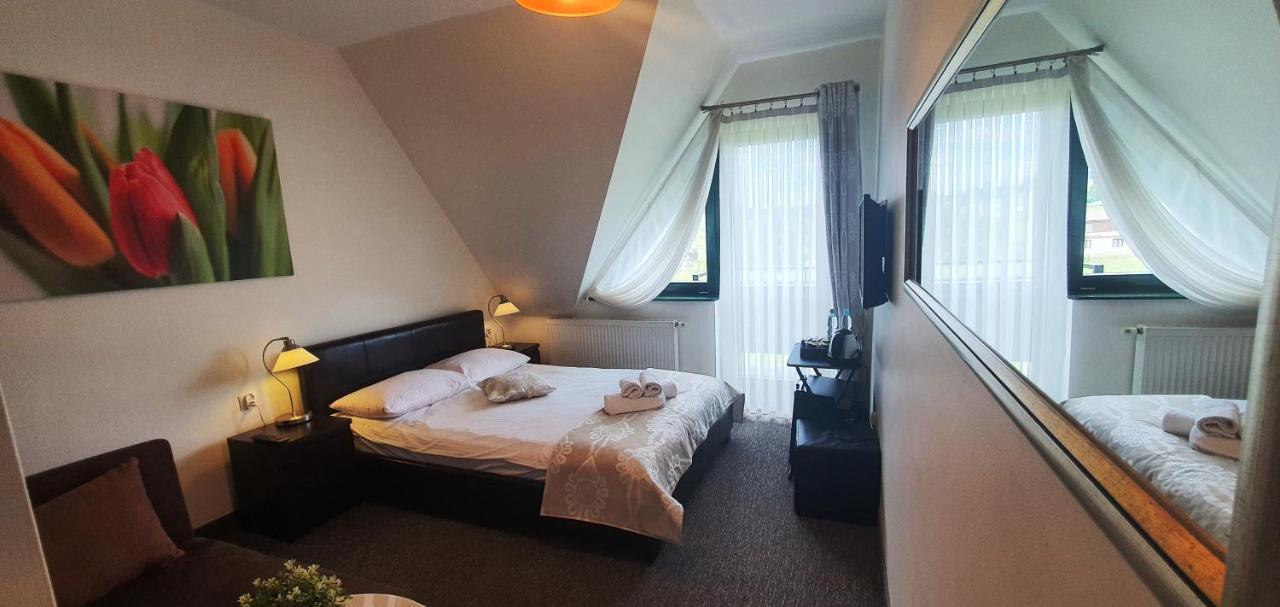 Bed and Breakfast Gosciniec Na Brzyzku Бялка-Татшаньска Экстерьер фото