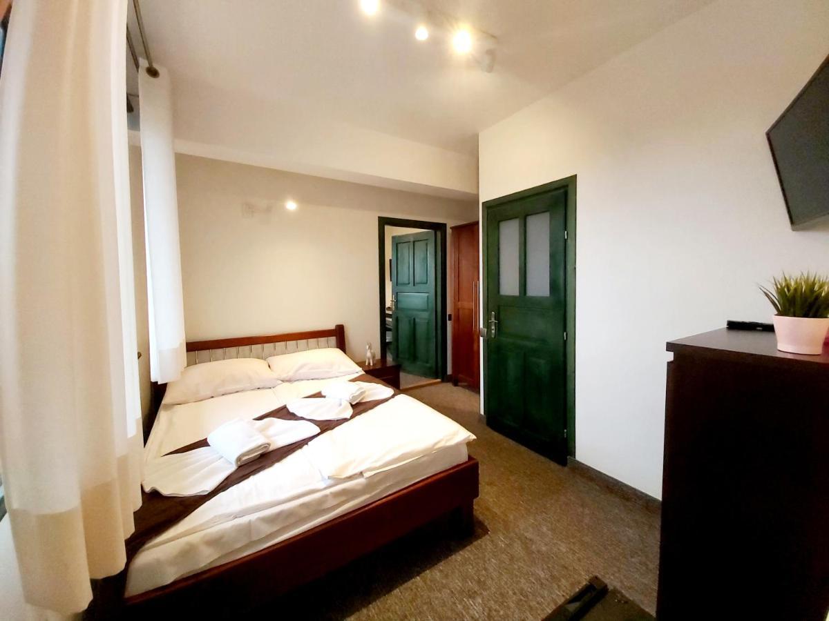 Bed and Breakfast Gosciniec Na Brzyzku Бялка-Татшаньска Экстерьер фото